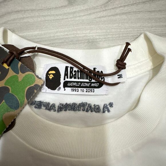 NWT a bathing ape garment-dye spray-print T-shirt size medium - Picture 4 of 10